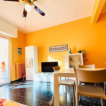 Apartmán La Stella Marina - 150 Metri Dal Mare Con Box Auto Spotorno Exteriér fotografie