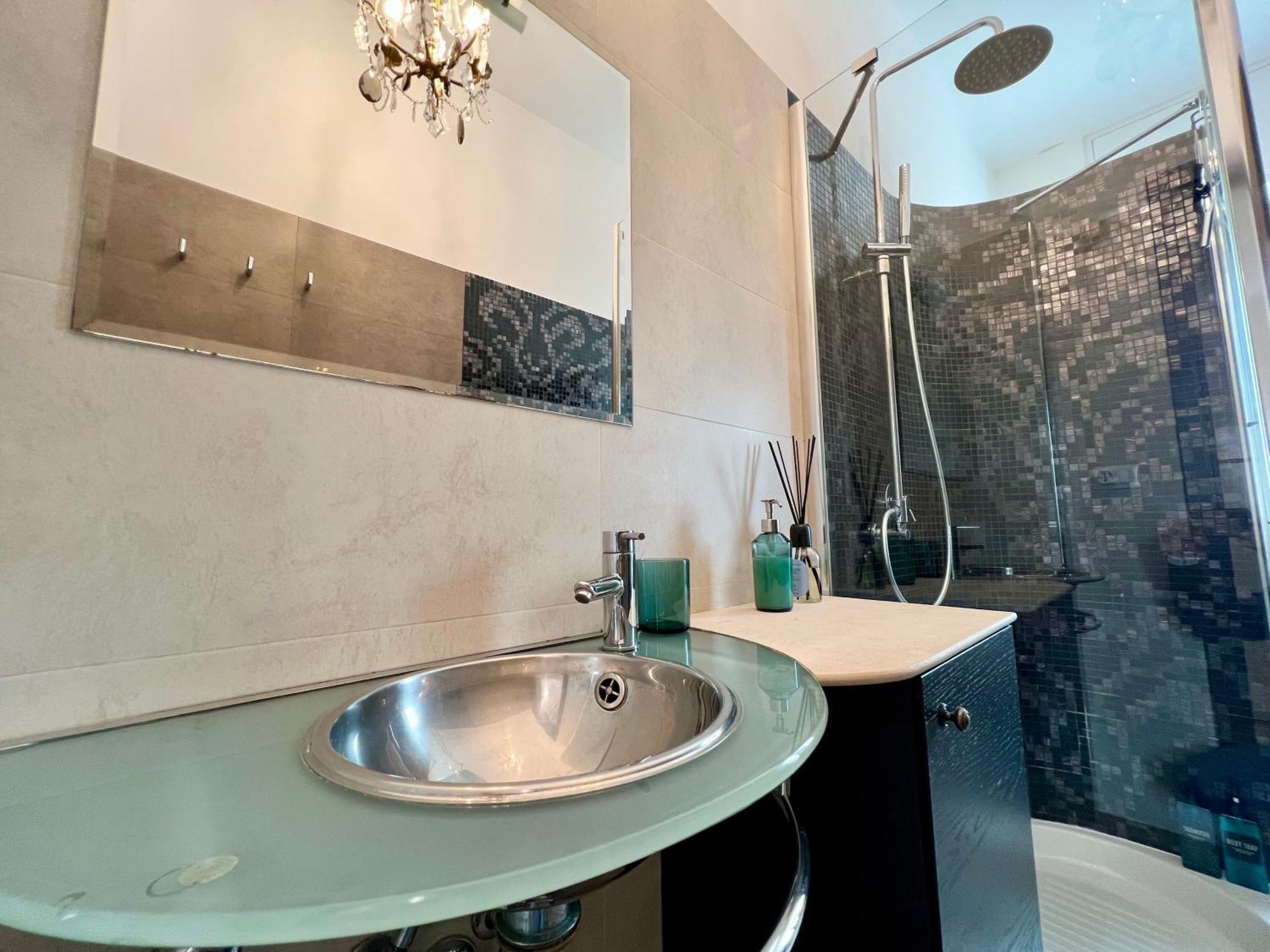 Apartmán La Stella Marina - 150 Metri Dal Mare Con Box Auto Spotorno Exteriér fotografie